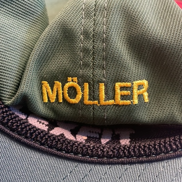 Green fitted European golf hat. - Picture 4 of 4